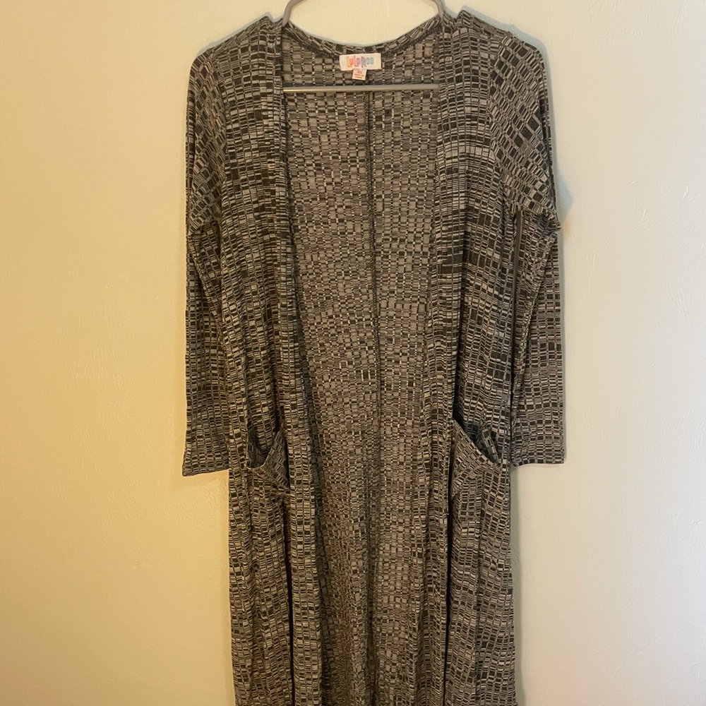 2/$20 LuLaRoe Sarah Duster Sweater in Grey Ribbed Pattern